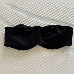 Strapless Black Bandeau Bra - Smooth Support